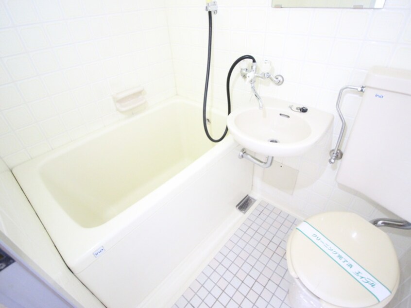 バス／シャワールーム等 フロ－ラル都