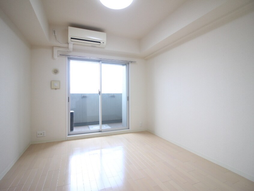 居室 UURコート名古屋名駅