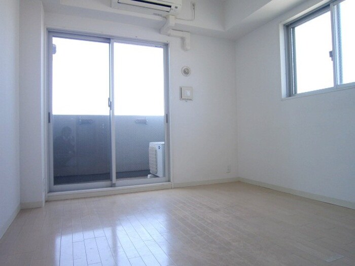 居室 UURコート名古屋名駅