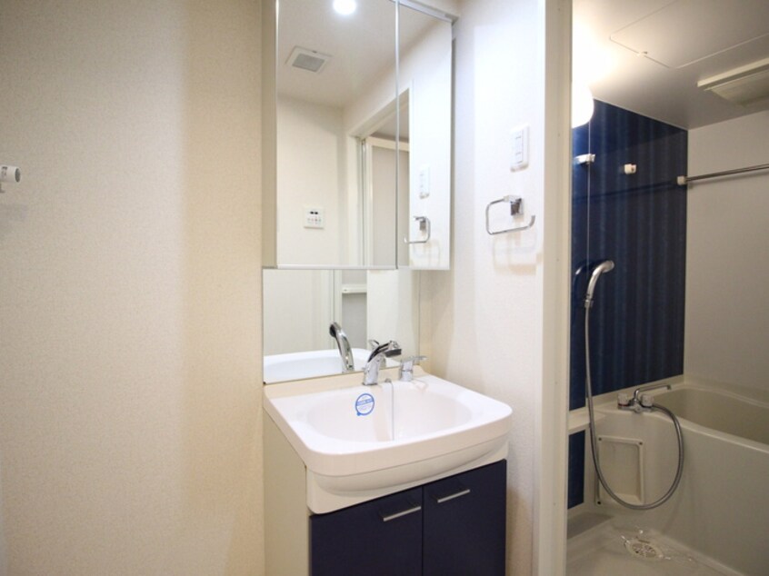 洗面 UURコート名古屋名駅