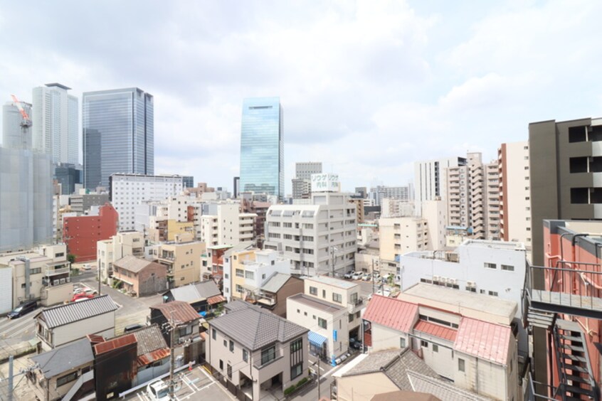 室内からの展望 UURコート名古屋名駅