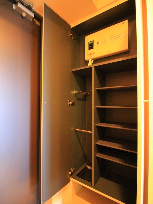 靴箱 UURコート名古屋名駅