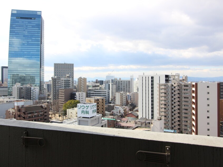 室内からの展望 UURコート名古屋名駅
