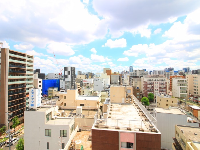 室内からの展望 UURコート名古屋名駅