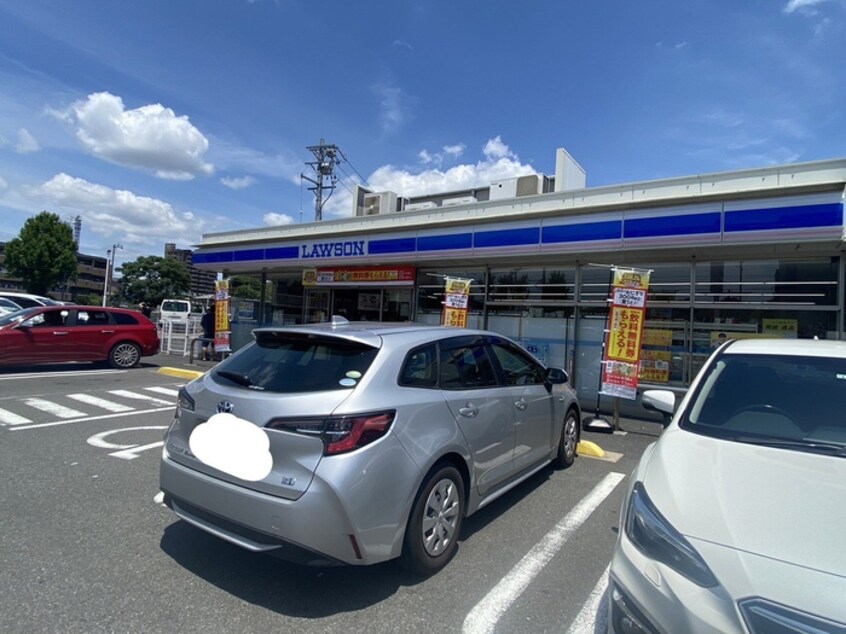 ローソン 名東藤里町店(コンビニ)まで579m ネオグランデ藤ヶ丘（305）