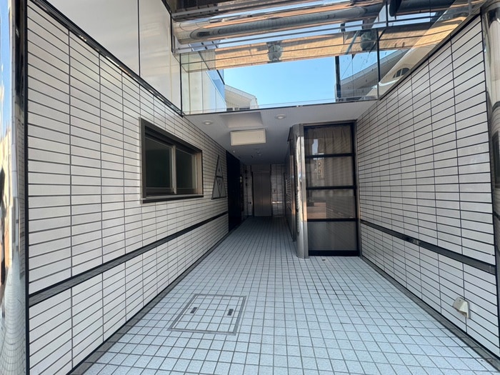 エントランス部分 リルオズモ－ル