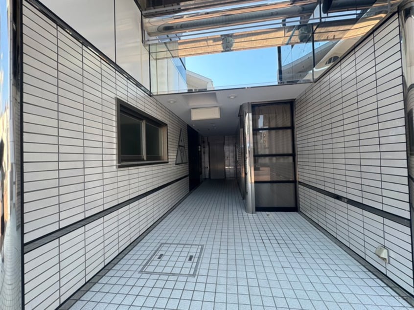 エントランス部分 リルオズモ－ル