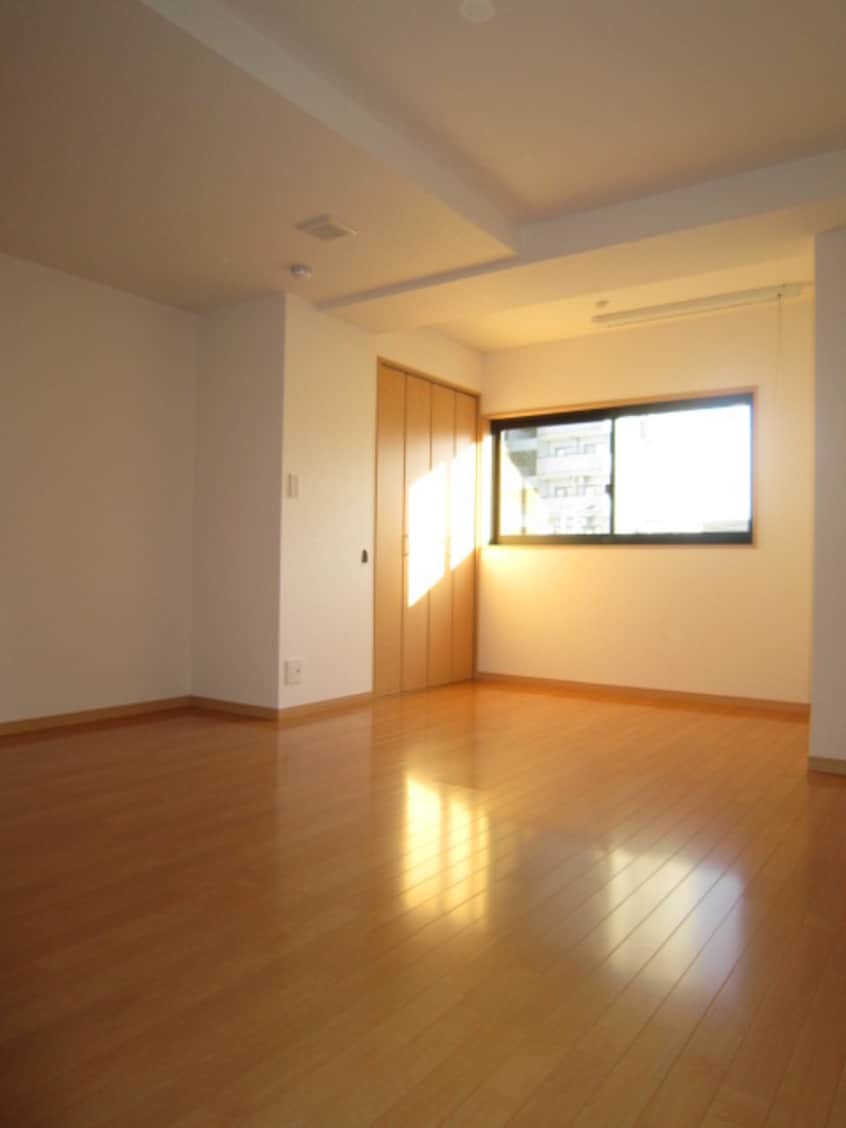 居室 リルオズモ－ル