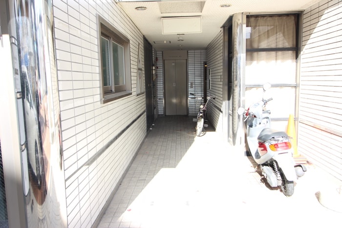 エントランス部分 リルオズモ－ル