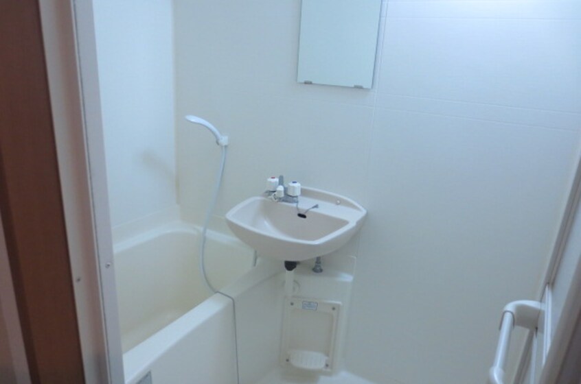 バス／シャワールーム等 アイリスコ－ト