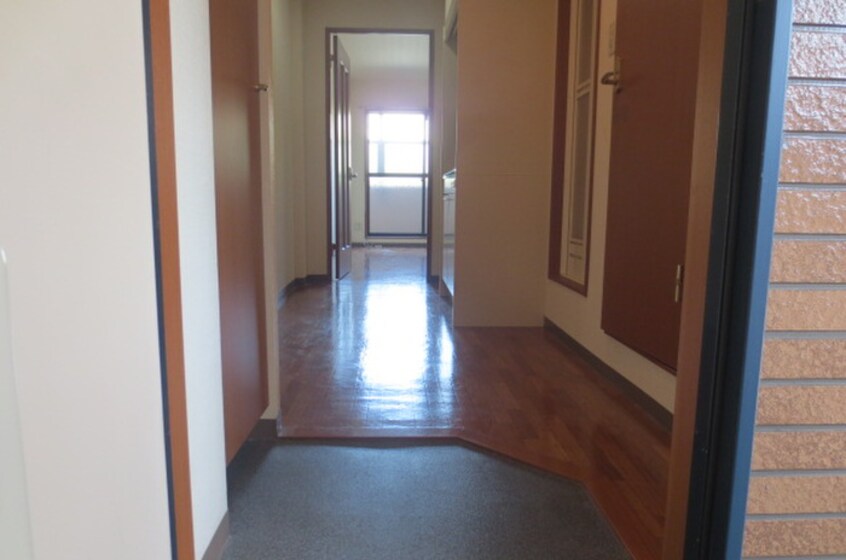 玄関 アイリスコ－ト