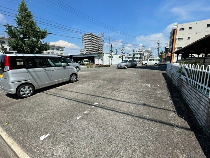 駐車場 サンマンション