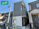 アースクエイク川間の外観