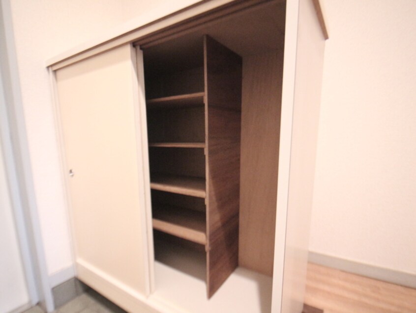 靴箱 第３猪飼ビル