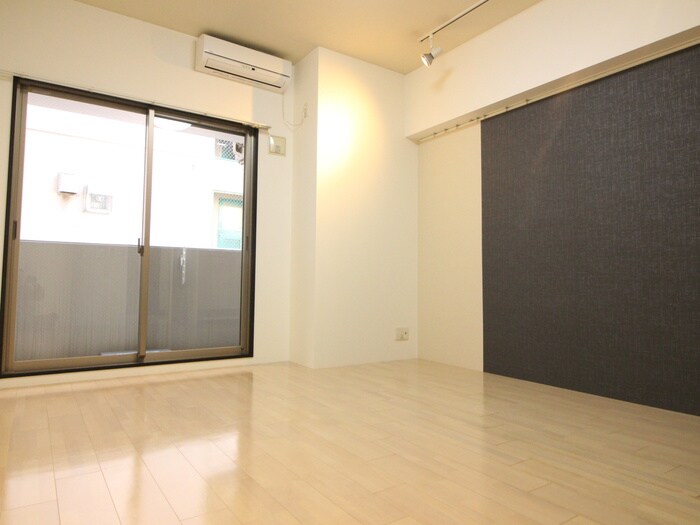 居室 ISM栄