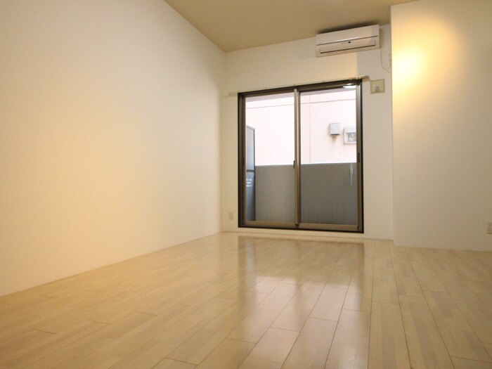 居室 ISM栄