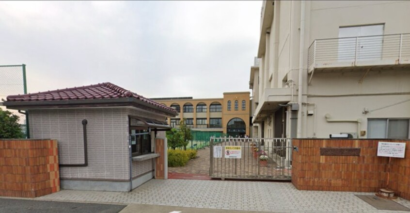 金城学院中学校(中学校/中等教育学校)まで598m シャタック清水(7A)