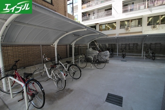 駐輪場 トンシェトア