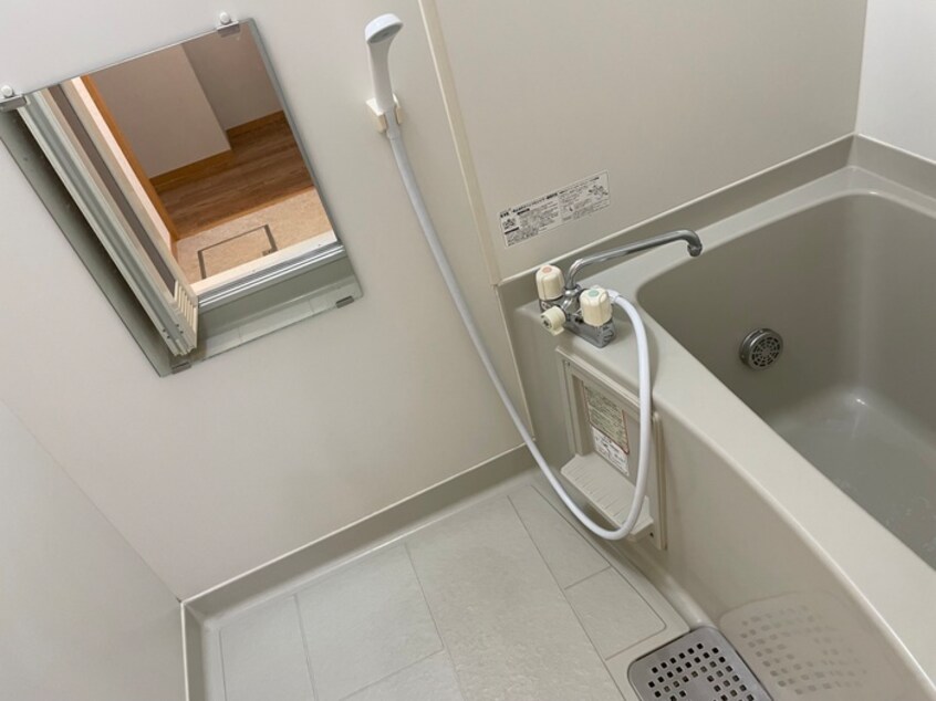 バス／シャワールーム等 グレイス幡野