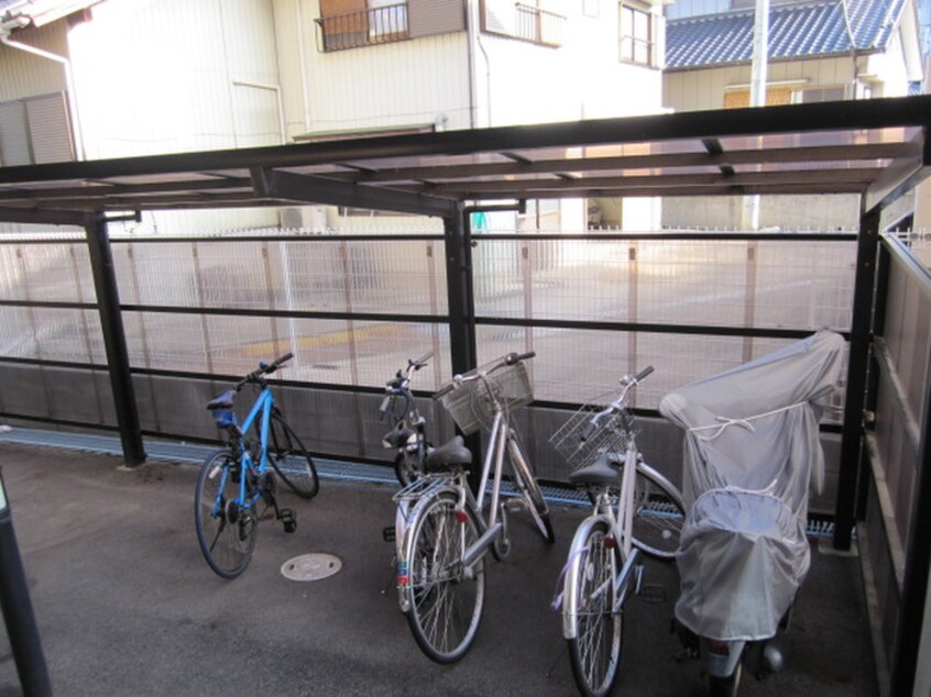 駐輪場 ティエリア豊田