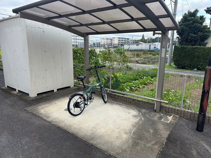 駐輪場 グラシアス