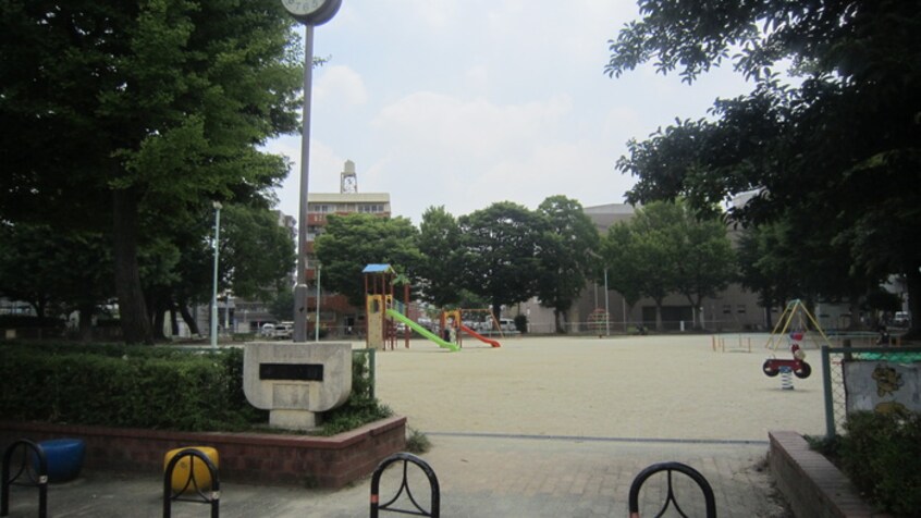 中道公園(公園)まで222m ナビオ15