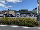 ファミリーマート知立新池店(コンビニ)まで524m スカイコート　Ⅰ－Ｂ