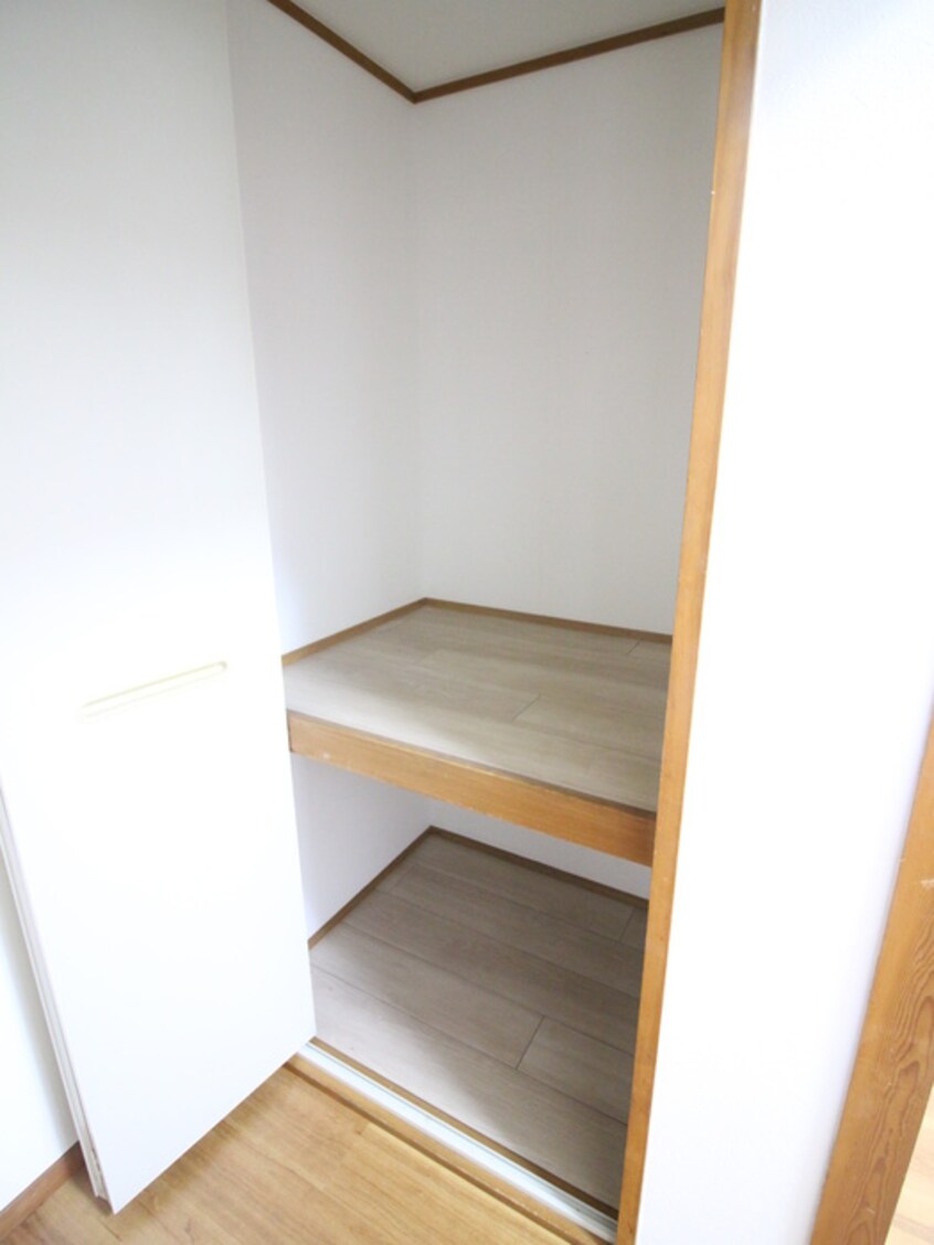 収納 オーガスタ広路本町