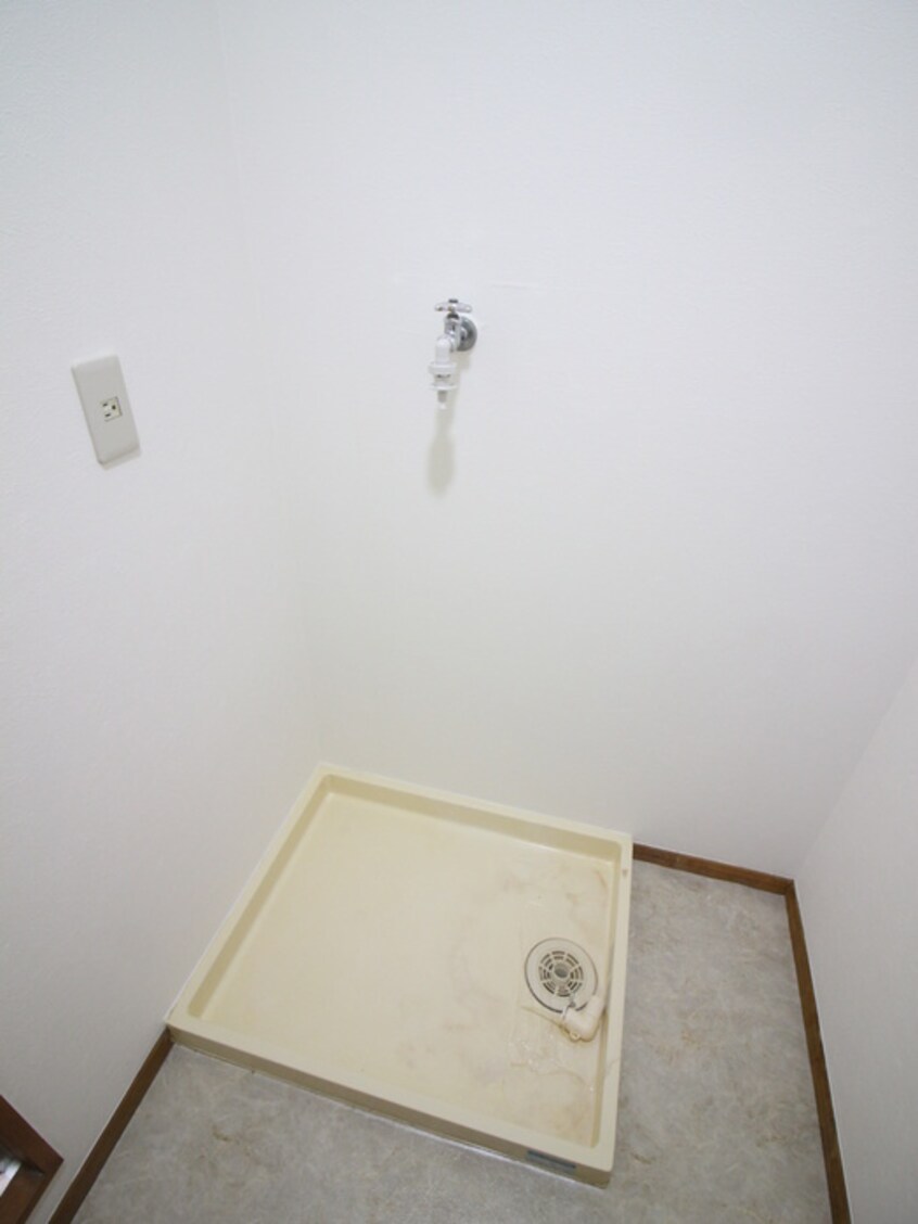 洗濯機置場 オーガスタ広路本町