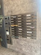 エントランス部分 ドゥナーレ畑江通