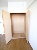 収納 ウエストタウン福田