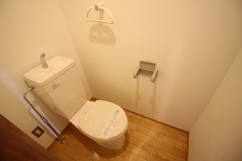 トイレ パッシブハウス３２