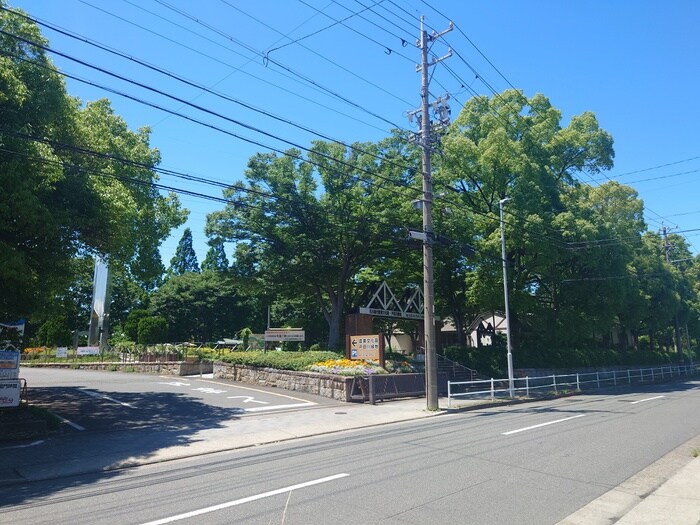 戸田川緑地(公園)まで815m ドエルバンノ