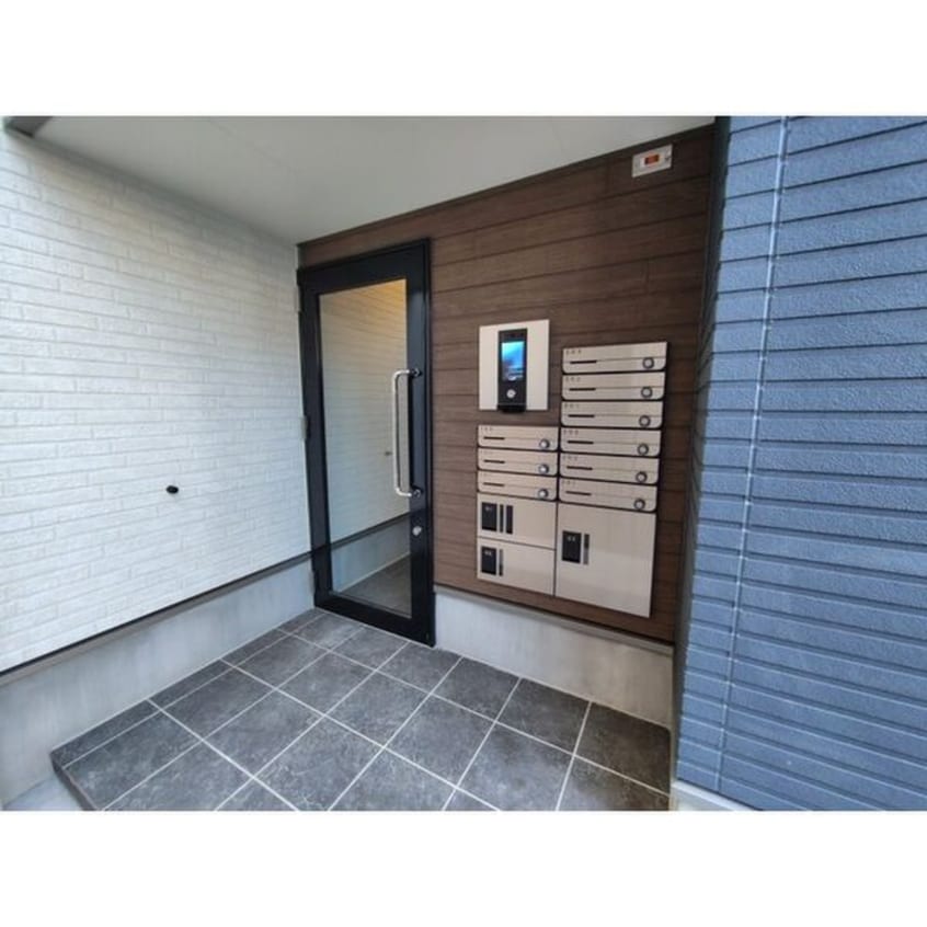 エントランス部分 Coco Cat 岩塚