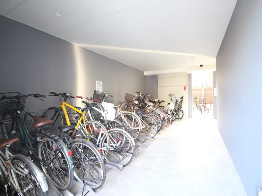 駐輪場 ラクラーレ大曽根