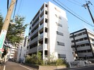 アイボリ－の外観