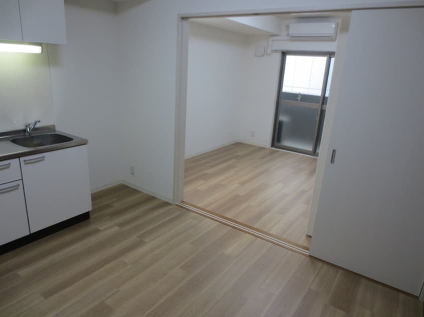 キッチン アイボリ－