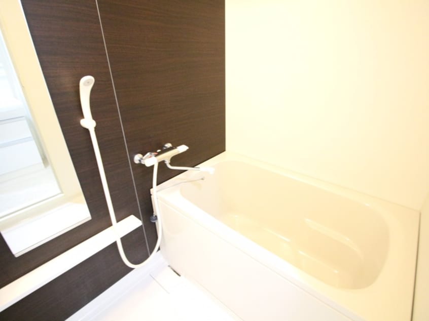 バス／シャワールーム等 アイボリ－