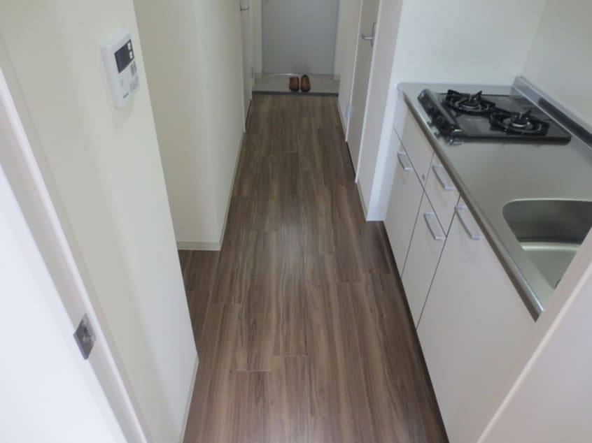 廊下 アイボリ－