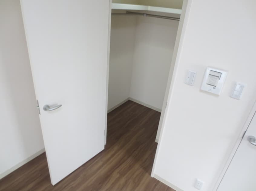 収納 アイボリ－