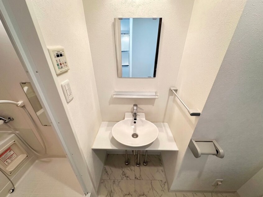 洗面 フローライト徳川