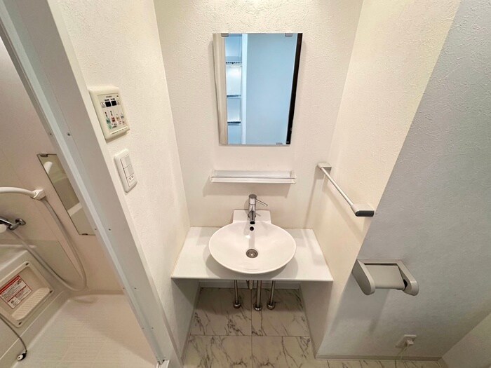 洗面 フローライト徳川