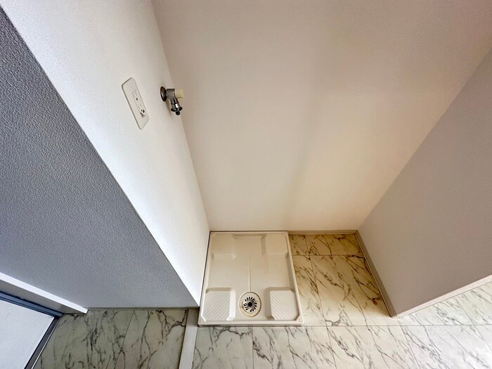 洗濯機置場 フローライト徳川