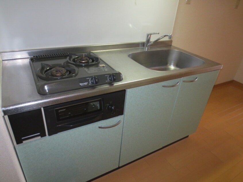 キッチン セレブランド堀田駅前