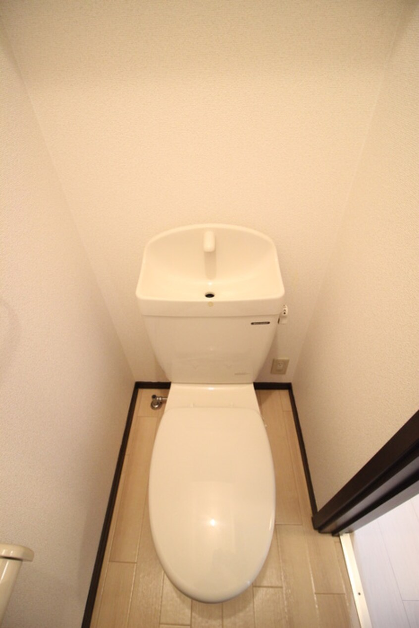 トイレ ｆａｍｉｌｌｅ　２