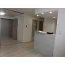 居室 サンハイム八社