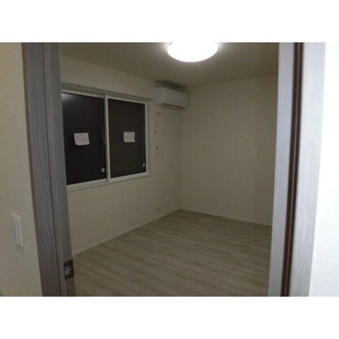 内観写真 サンハイム八社