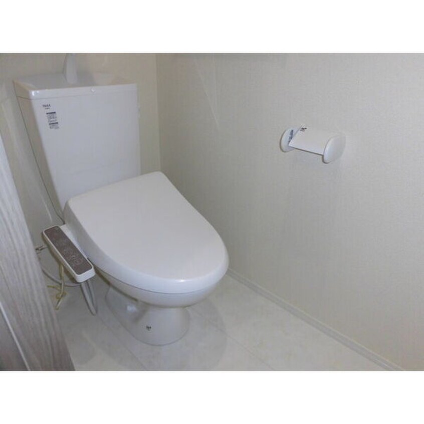 トイレ サンハイム八社