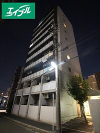 ESTACION KANAYAMA WEST･EAST