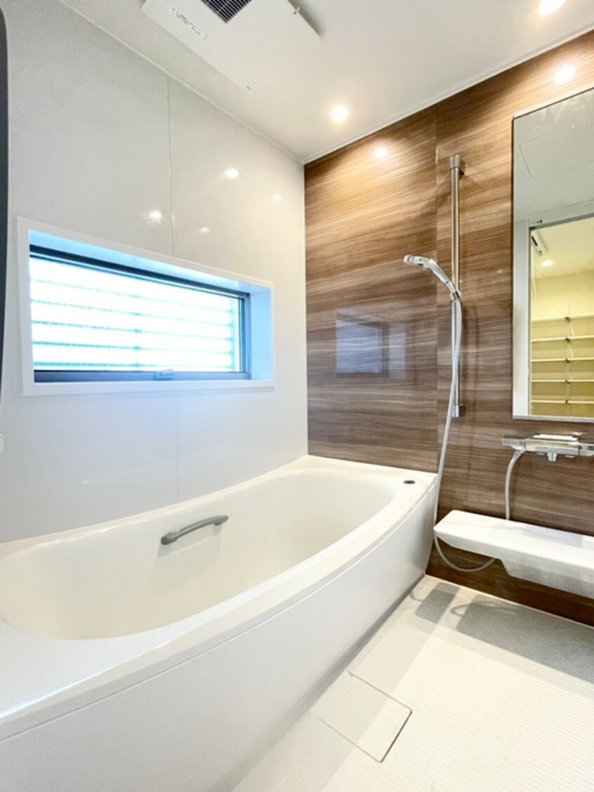 バス／シャワールーム等 西区城西戸建